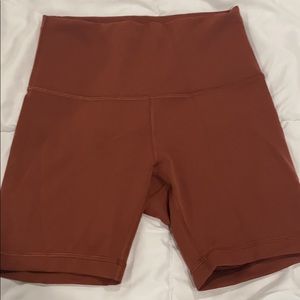 Lululemon wunder train high rise short